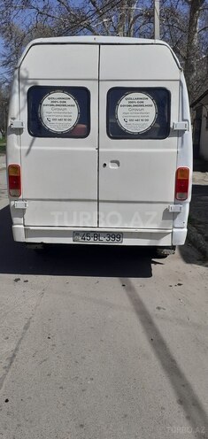 Mercedes 208 D 1990, 450,000 km - 2.3 l - Mingəçevir