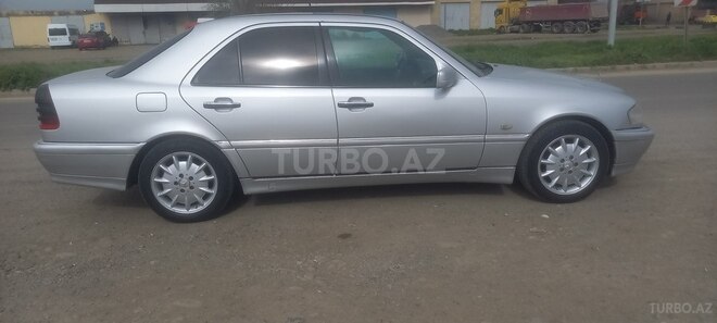 Mercedes C 220 1998, 469,000 km - 2.2 l - Biləsuvar