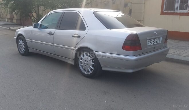 Mercedes C 220 1998, 469,000 km - 2.2 l - Biləsuvar