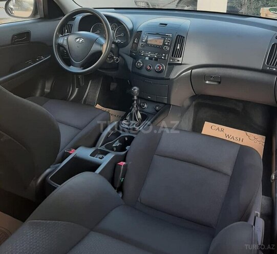 Hyundai i30 2008, 118,200 km - 1.4 l - Bakı