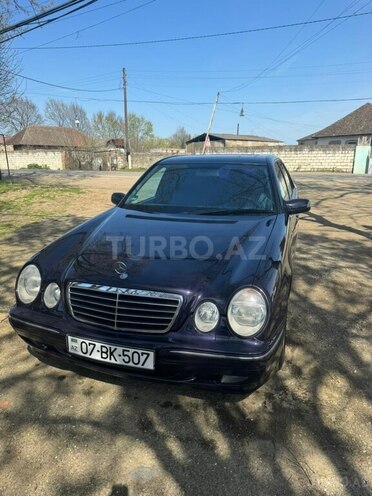 Mercedes E 240 2000, 450,000 km - 2.4 l - Bakı