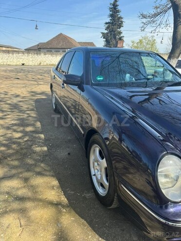 Mercedes E 240 2000, 450,000 km - 2.4 l - Bakı