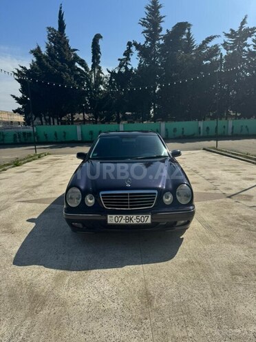 Mercedes E 240 2000, 450,000 km - 2.4 l - Bakı