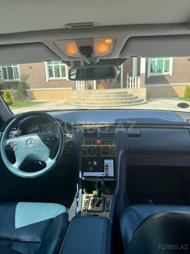 Mercedes E 240 2000, 450,000 km - 2.4 l - Bakı