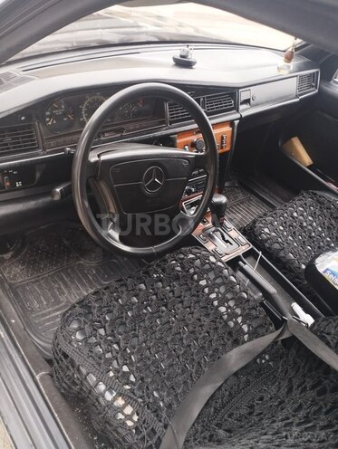 Mercedes 190 1992, 385,700 km - 2.3 л - Bakı