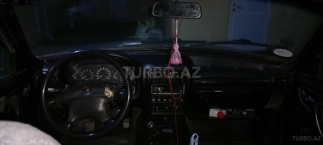 GAZ 31105 2006, 425,000 km - 2.4 l - Salyan