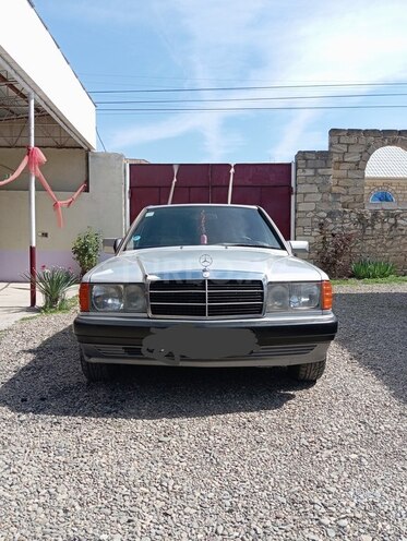 Mercedes 190 1990, 350,000 km - 2.0 л - Tovuz
