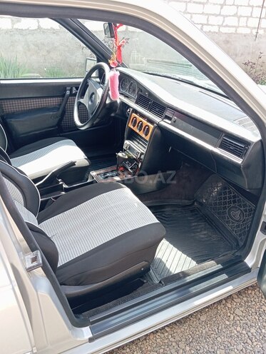 Mercedes 190 1990, 350,000 km - 2.0 л - Tovuz