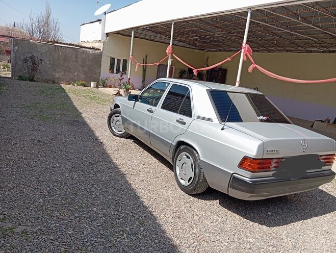 Mercedes 190 1990, 350,000 km - 2.0 л - Tovuz