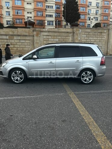 Opel Zafira 2006, 370,000 km - 2.2 l - Bakı