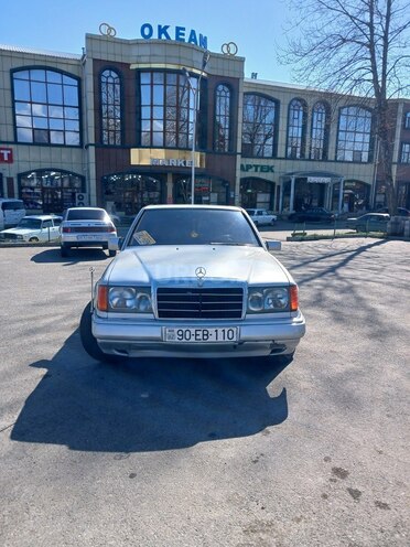 Mercedes E 200 1993, 460,650 km - 2.0 л - Qəbələ