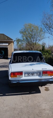 LADA (VAZ) 2107 2005, 62,378 km - 1.6 l - Salyan