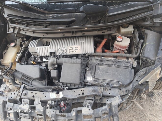 Toyota Prius 2014, 450,616 km - 1.8 l - Bakı