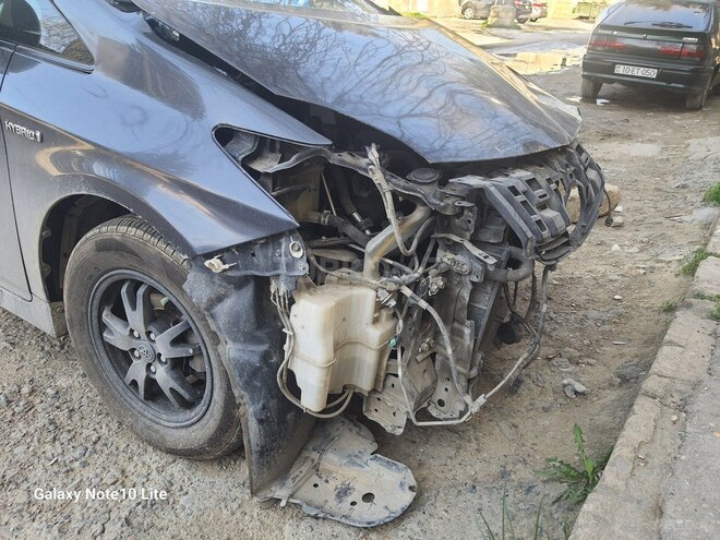 Toyota Prius 2014, 450,616 km - 1.8 l - Bakı