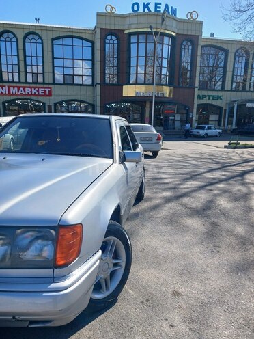 Mercedes E 200 1993, 460,650 km - 2.0 л - Qəbələ