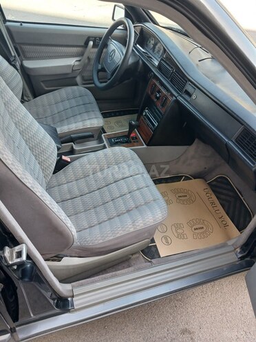 Mercedes 190 1993, 293,280 km - 2.0 l - Xırdalan