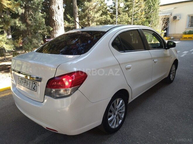 Mitsubishi Attrage 2014, 131,300 km - 1.2 л - Bakı