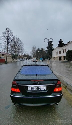 Mercedes E 220 2008, 300,000 km - 2.2 л - Beyləqan