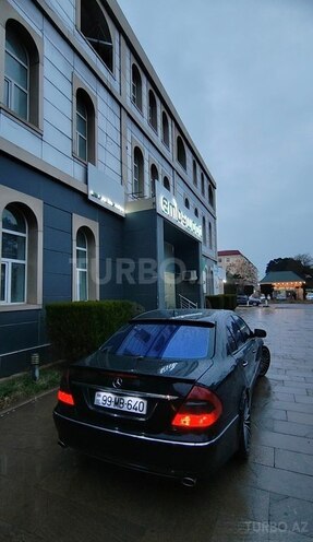 Mercedes E 220 2008, 300,000 km - 2.2 л - Beyləqan