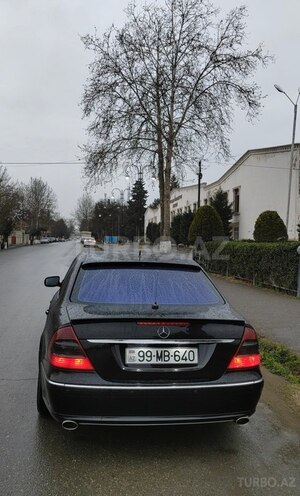 Mercedes E 220 2008, 300,000 km - 2.2 л - Beyləqan