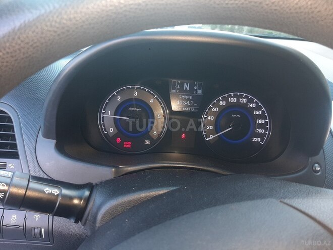 Hyundai Accent 2016, 13,330 km - 1.6 l - Bakı