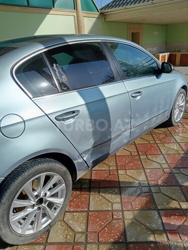 Volkswagen Passat 2005, 373,000 km - 2.0 l - Bakı