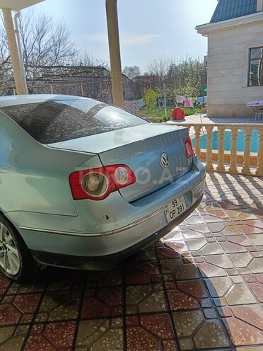 Volkswagen Passat 2005, 373,000 km - 2.0 l - Bakı