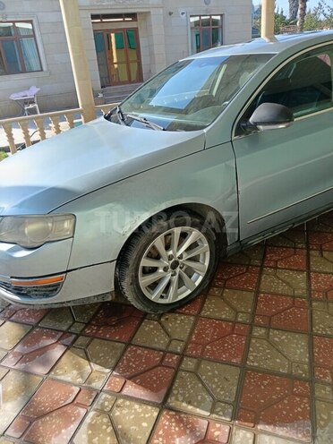 Volkswagen Passat 2005, 373,000 km - 2.0 l - Bakı