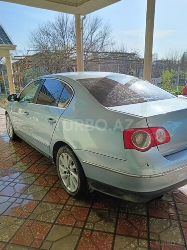 Volkswagen Passat 2005, 373,000 km - 2.0 l - Bakı