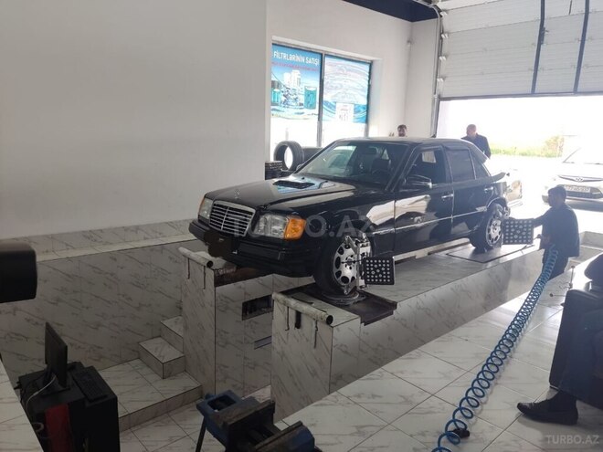 Mercedes E 300 1993, 300,000 km - 3.0 л - Bakı