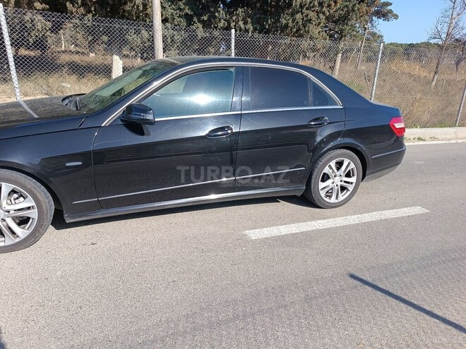 Mercedes E 220 2011, 270,000 km - 2.2 l - Bakı
