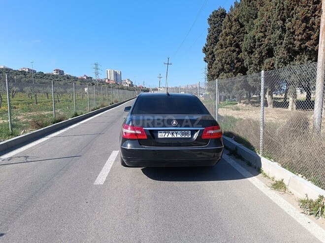 Mercedes E 220 2011, 270,000 km - 2.2 l - Bakı