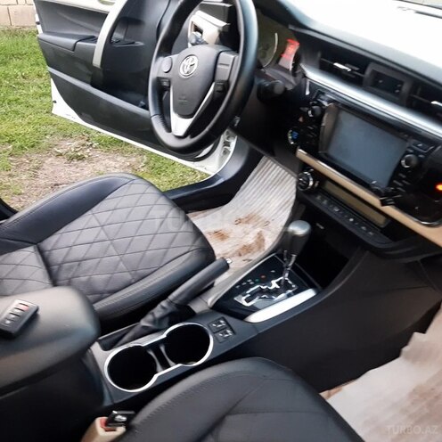 Toyota Corolla 2014, 195,000 km - 1.8 l - Bakı