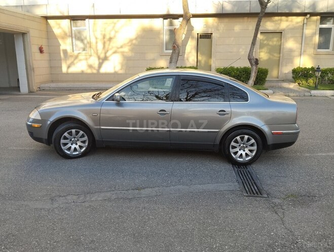 Volkswagen Passat 2002, 209,395 km - 1.8 l - Bakı