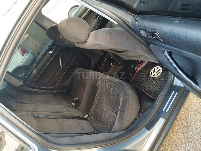Volkswagen Passat 2002, 209,395 km - 1.8 l - Bakı