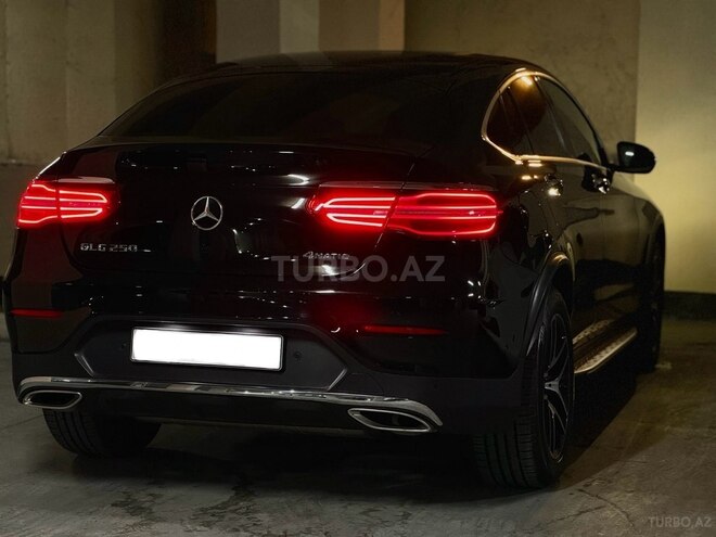 Mercedes  2018, 98,542 km - 2.0 l - Bakı