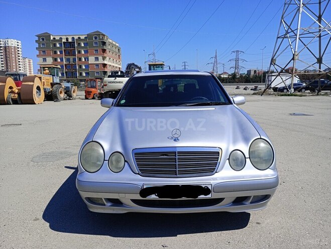 Mercedes E 220 2000, 426,000 km - 2.2 l - Bakı