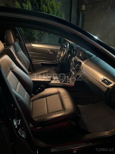 Mercedes E 220 2014, 168,000 km - 2.2 л - Bakı