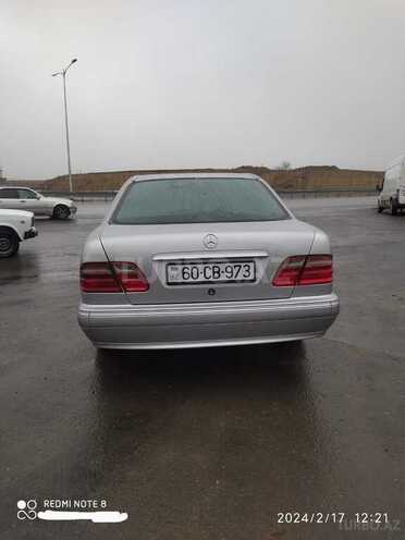 Mercedes E 240 2000, 204,680 km - 2.4 l - Tovuz