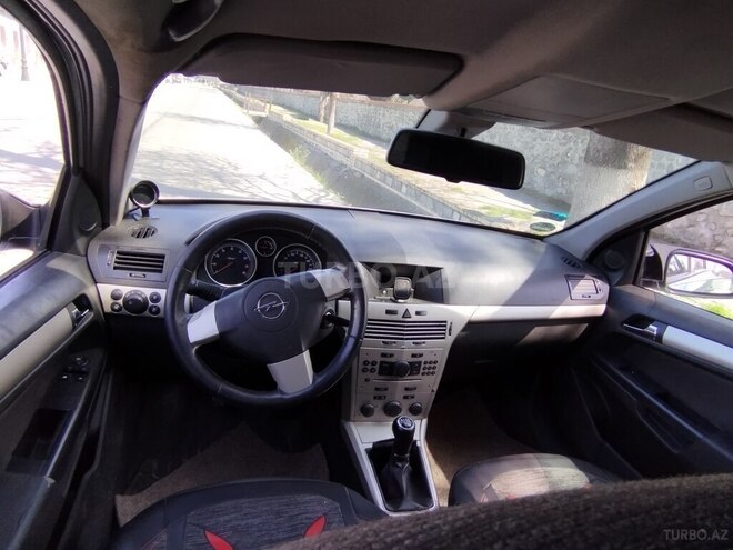 Opel Astra 2008, 235,500 km - 1.4 l - Şəki