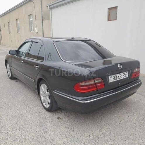 Mercedes E 270 2000, 428,963 km - 2.7 l - Ağcabədi