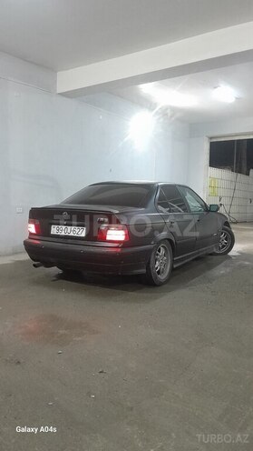 BMW 328 1995, 300,000 km - 2.8 л - Xaçmaz