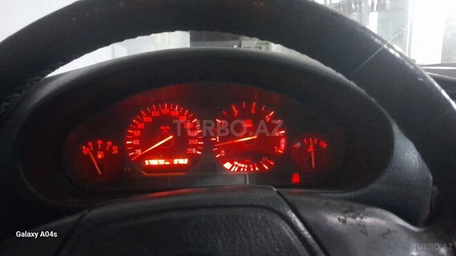 BMW 328 1995, 300,000 km - 2.8 л - Xaçmaz