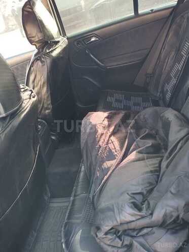 Mercedes C 200 2001, 325,000 km - 2.0 l - Tovuz