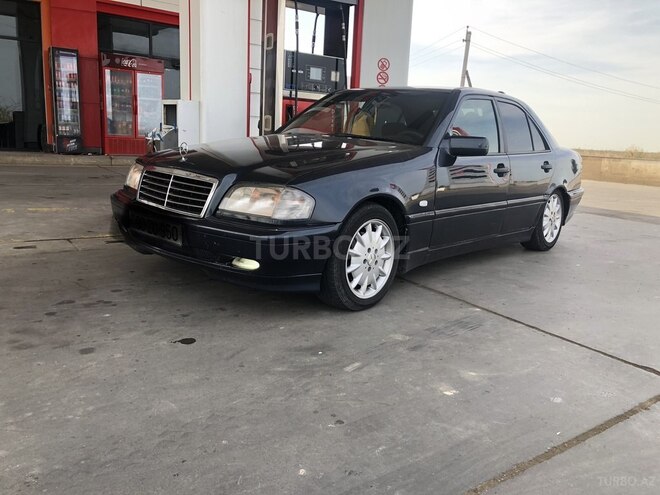 Mercedes C 220 1999, 360,000 km - 2.2 l - Bakı