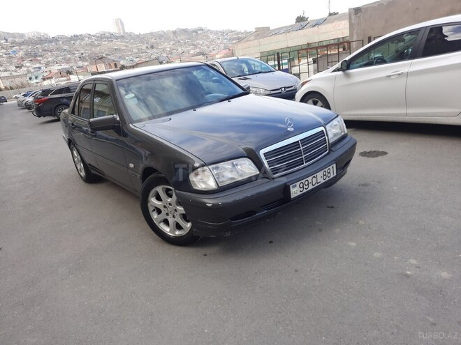 Mercedes C 180 2000, 220,000 km - 1.8 l - Bakı