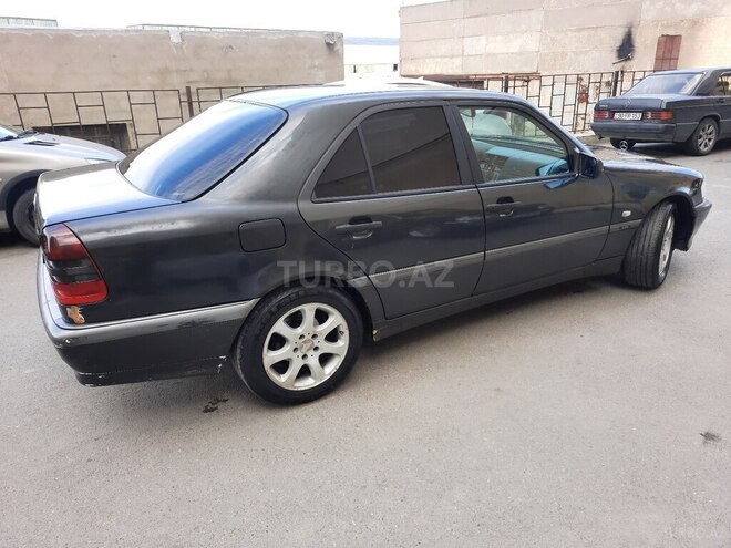 Mercedes C 180 2000, 220,000 km - 1.8 l - Bakı