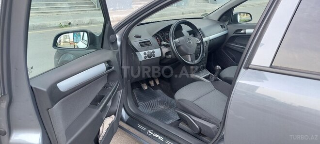 Opel Astra 2006, 165,895 km - 1.4 л - Gəncə