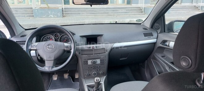 Opel Astra 2006, 165,895 km - 1.4 л - Gəncə