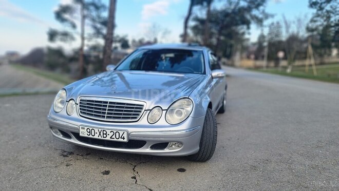 Mercedes E 240 2002, 355,000 km - 2.6 l - Quba
